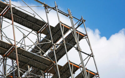 Échafaudage en acier en Charente-Maritime : notre expertise et les avantages